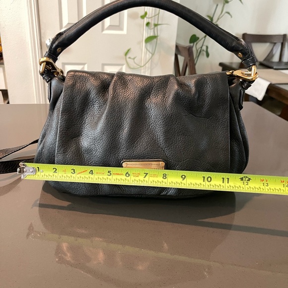 Mark Jacob’s Black Leather Designer Shoulder Bag - Picture 2 of 5